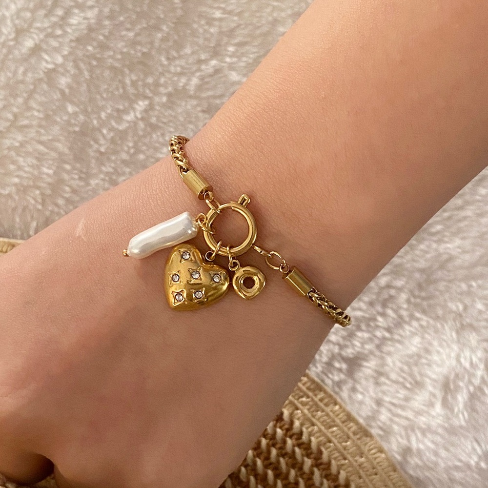 18K Gold Plated Heart Charm Bracelet